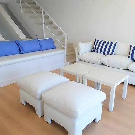 Hébergement de vacances Blue Breeze House With Pool Facing Sea Corralejo