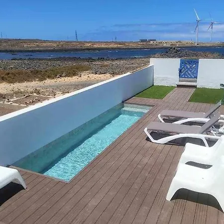 Blue Breeze House With Pool Facing Sea Hébergement de vacances Corralejo