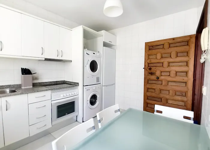 Semesterbostad Sun & 1